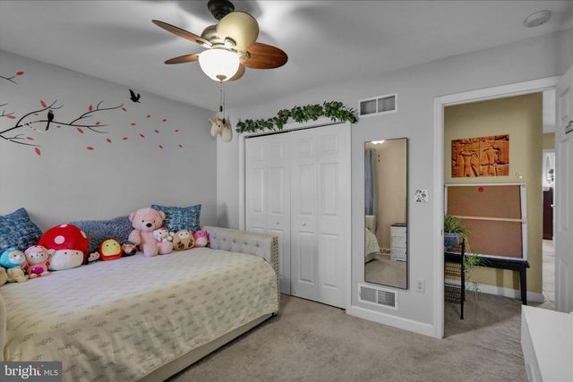 1005 PARKWAY DR, Reading, PA 19605