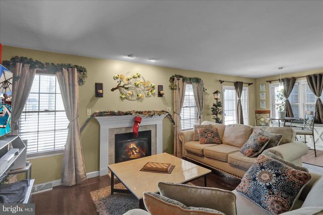 1005 PARKWAY DR, Reading, PA 19605