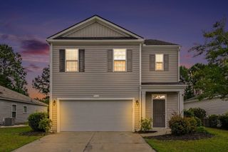 558 Hay Hill Ln., Myrtle Beach, SC 29579