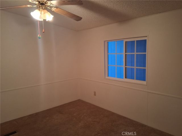 24600 Mountain Avenue 92, Hemet, CA 92544