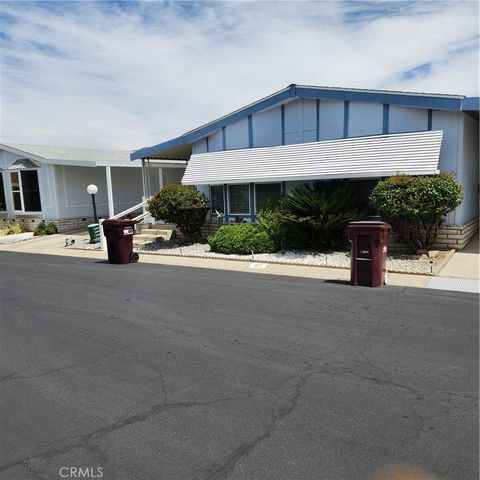 24600 Mountain Avenue 92, Hemet, CA 92544