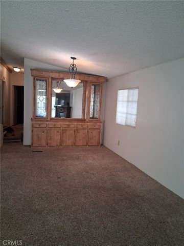 24600 Mountain Avenue 92, Hemet, CA 92544