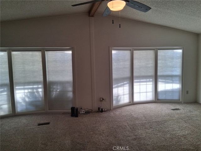 24600 Mountain Avenue 92, Hemet, CA 92544