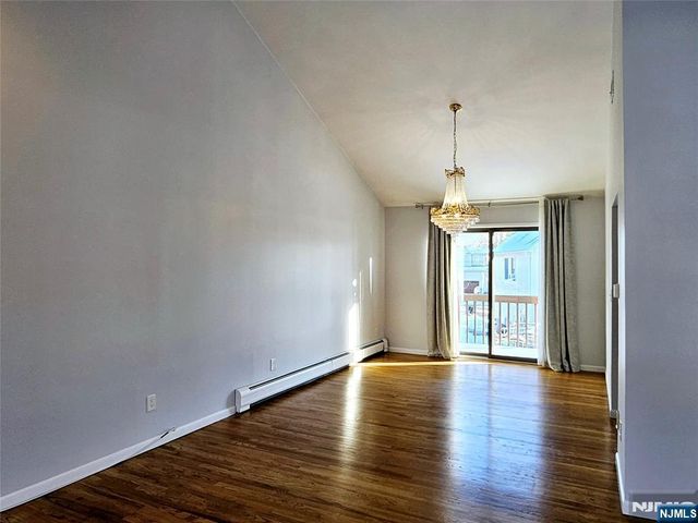 32 6th, Cresskill, NJ 07626