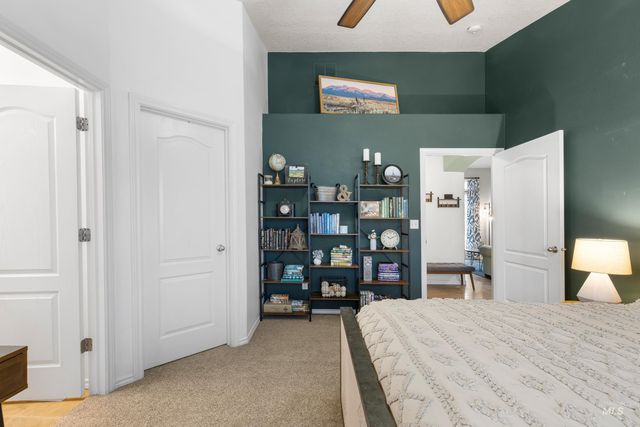 5201 N Toscana Ave, Meridian, ID 83642