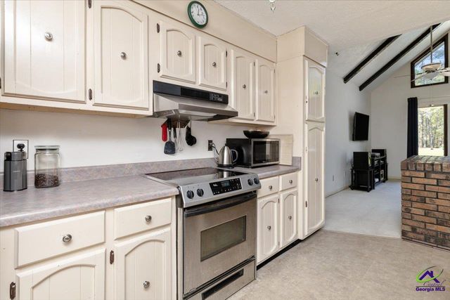 113 Joy Drive, Warner Robins, GA 31088