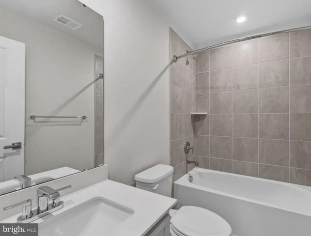 4945 DUNHAVEN DR, Fredericksburg, VA 22408