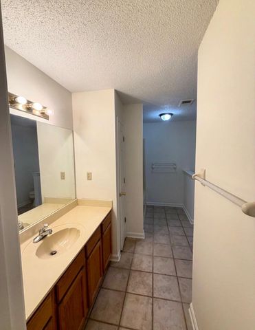 957 ZENITH CV S, Cordova, TN 38018