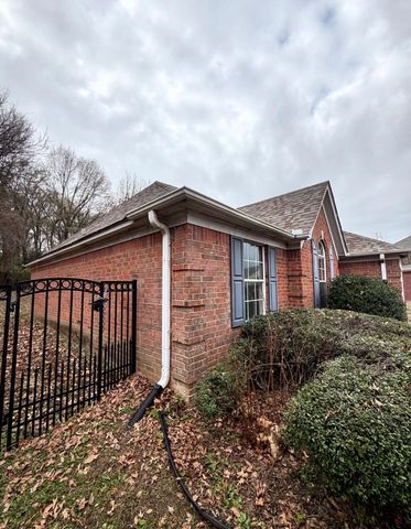 957 ZENITH CV S, Cordova, TN 38018