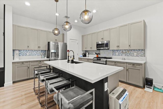 4931 Whispering Way, Fort Lauderdale, FL 33312