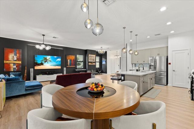 4931 Whispering Way, Fort Lauderdale, FL 33312