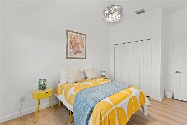 4931 Whispering Way, Fort Lauderdale, FL 33312