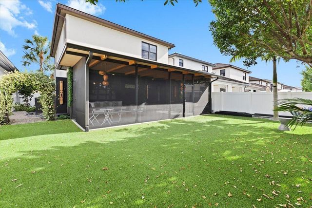 4931 Whispering Way, Fort Lauderdale, FL 33312