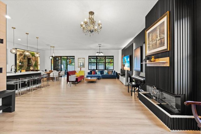 4931 Whispering Way, Fort Lauderdale, FL 33312