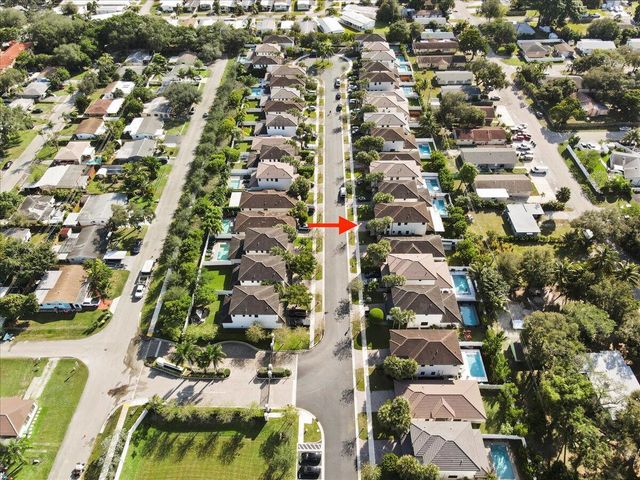 4931 Whispering Way, Fort Lauderdale, FL 33312