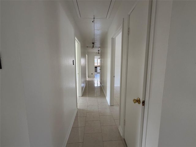 14407 Locke Lane, Houston, TX 77077