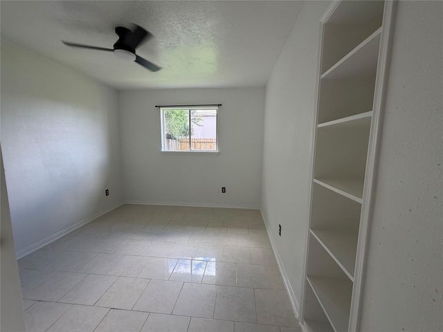14407 Locke Lane, Houston, TX 77077