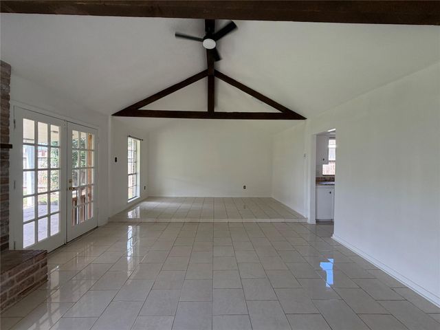 14407 Locke Lane, Houston, TX 77077