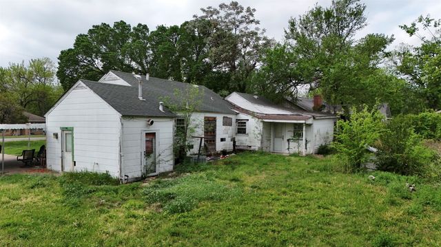 243 Walnut Street, Wilmer, TX 75172