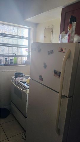 2238 NW 34th St, Miami, FL 33142