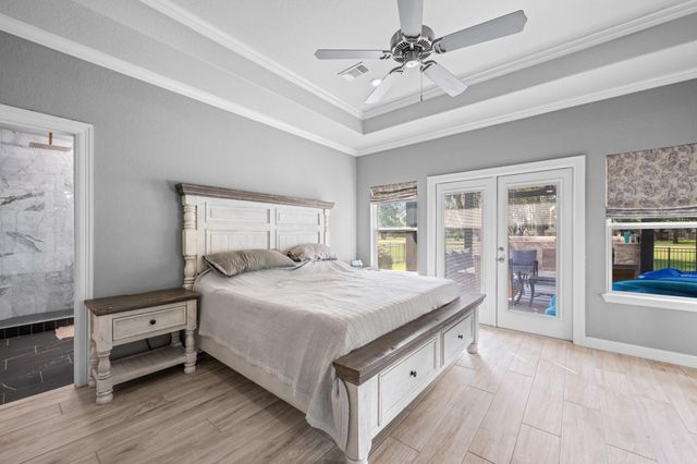 271 S Amherst Drive, West Columbia, TX 77486