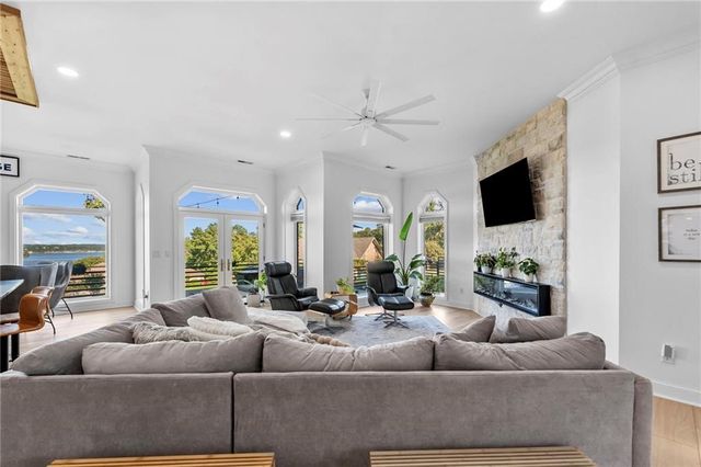 8289 Eagle Crest Drive, Rogers, AR 72756