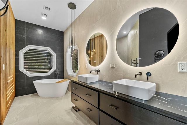 8289 Eagle Crest Drive, Rogers, AR 72756