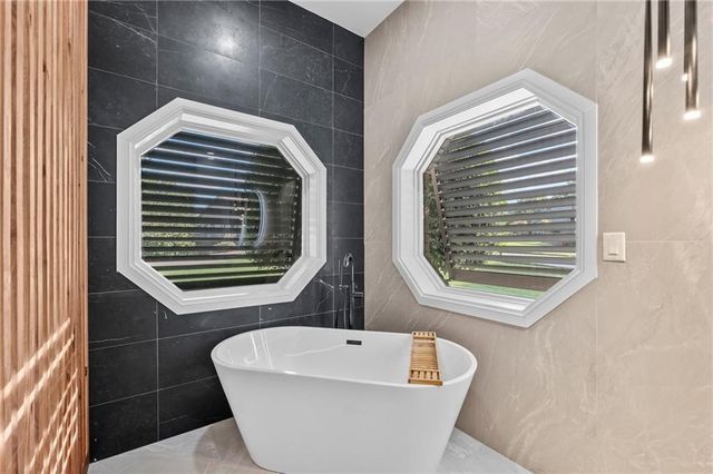 8289 Eagle Crest Drive, Rogers, AR 72756