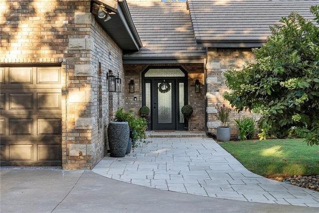 8289 Eagle Crest Drive, Rogers, AR 72756