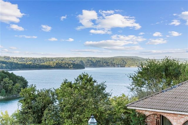 8289 Eagle Crest Drive, Rogers, AR 72756