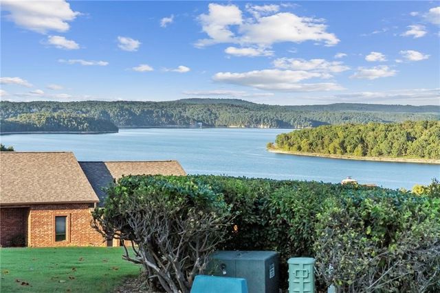 8289 Eagle Crest Drive, Rogers, AR 72756