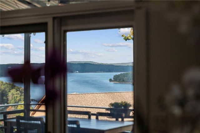 8289 Eagle Crest Drive, Rogers, AR 72756