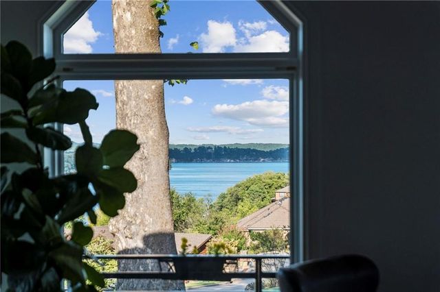 8289 Eagle Crest Drive, Rogers, AR 72756