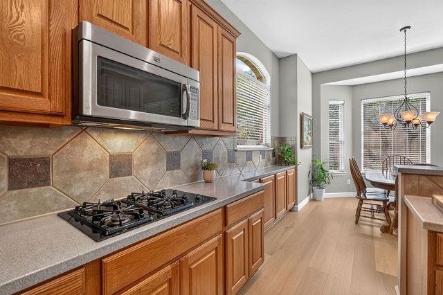2811 Zambia DR, Cedar Park, TX 78613