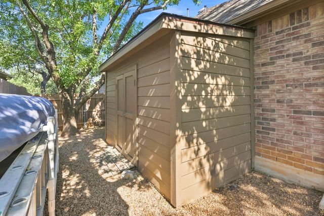 2811 Zambia DR, Cedar Park, TX 78613