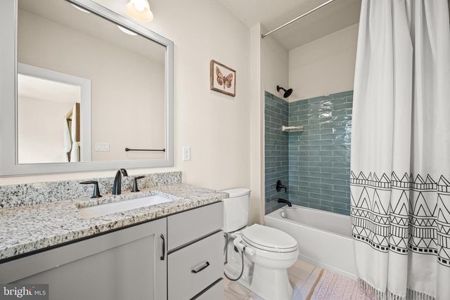 246 LILY LN, Kennett Square, PA 19348