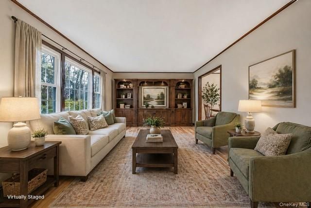 24 Lower Cross, Shoreham, NY 11786