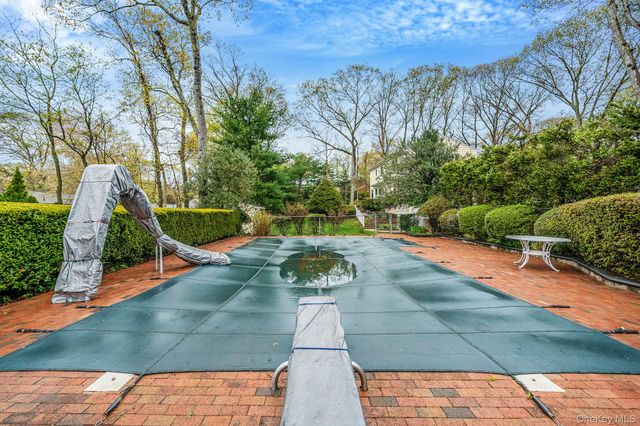 24 Lower Cross, Shoreham, NY 11786