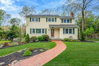 24 Lower Cross, Shoreham, NY 11786