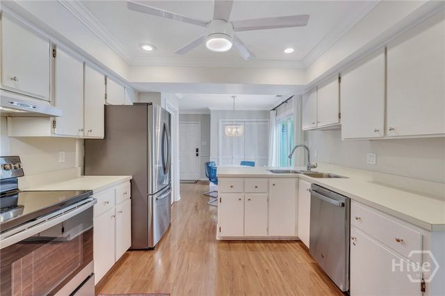 10 Henry Clay Court, Savannah, GA 31411