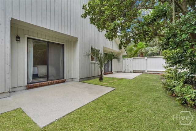 10 Henry Clay Court, Savannah, GA 31411