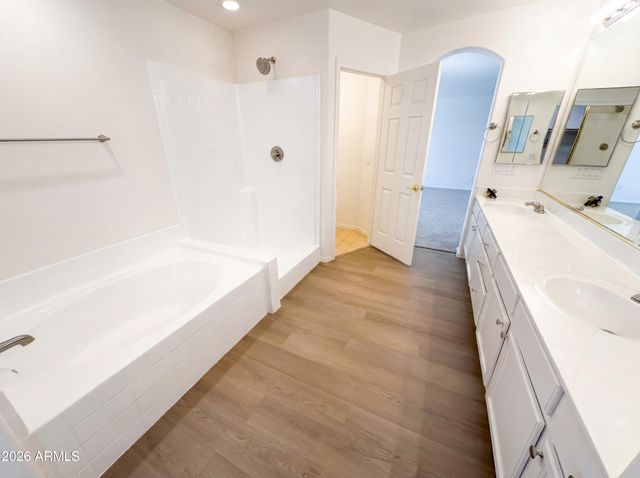 6764 W TETHER Trail, Peoria, AZ 85383