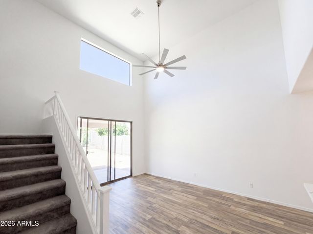 6764 W TETHER Trail, Peoria, AZ 85383