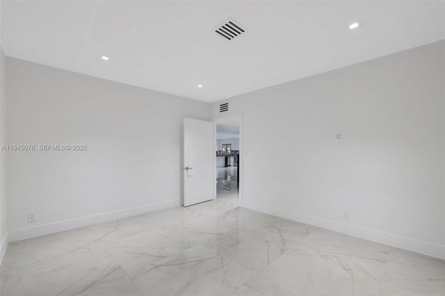 340 SE 13th Ave, Pompano Beach, FL 33060