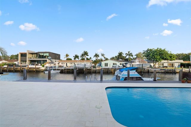 340 SE 13th Ave, Pompano Beach, FL 33060