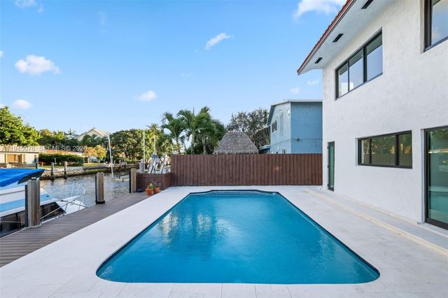 340 SE 13th Ave, Pompano Beach, FL 33060