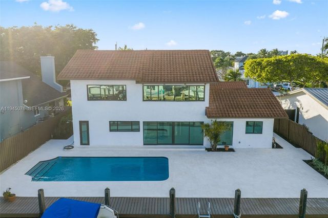 340 SE 13th Ave, Pompano Beach, FL 33060