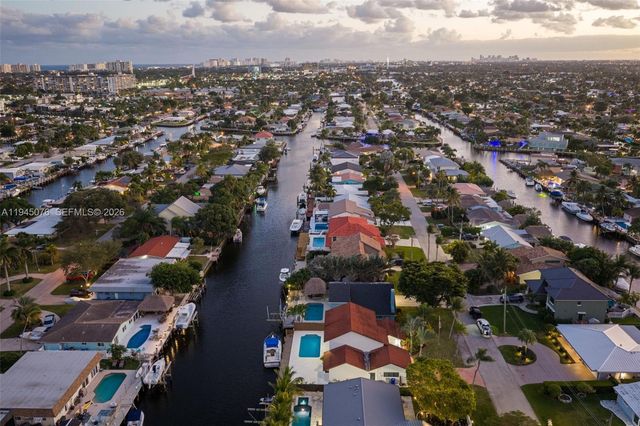 340 SE 13th Ave, Pompano Beach, FL 33060