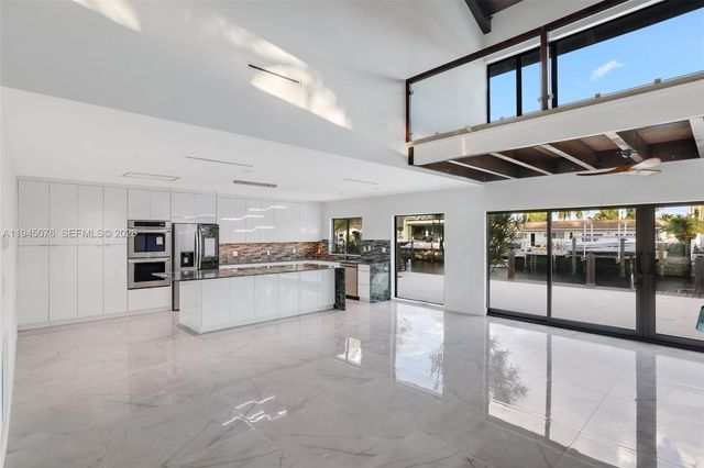 340 SE 13th Ave, Pompano Beach, FL 33060