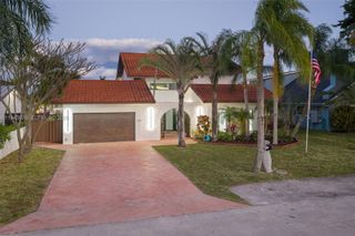 340 SE 13th Ave, Pompano Beach, FL 33060
